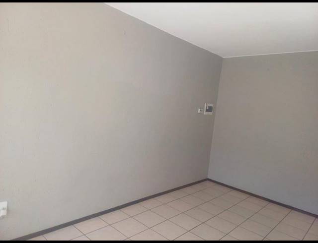 2 BEDROOM PROPERTY TO RENT IN COMET